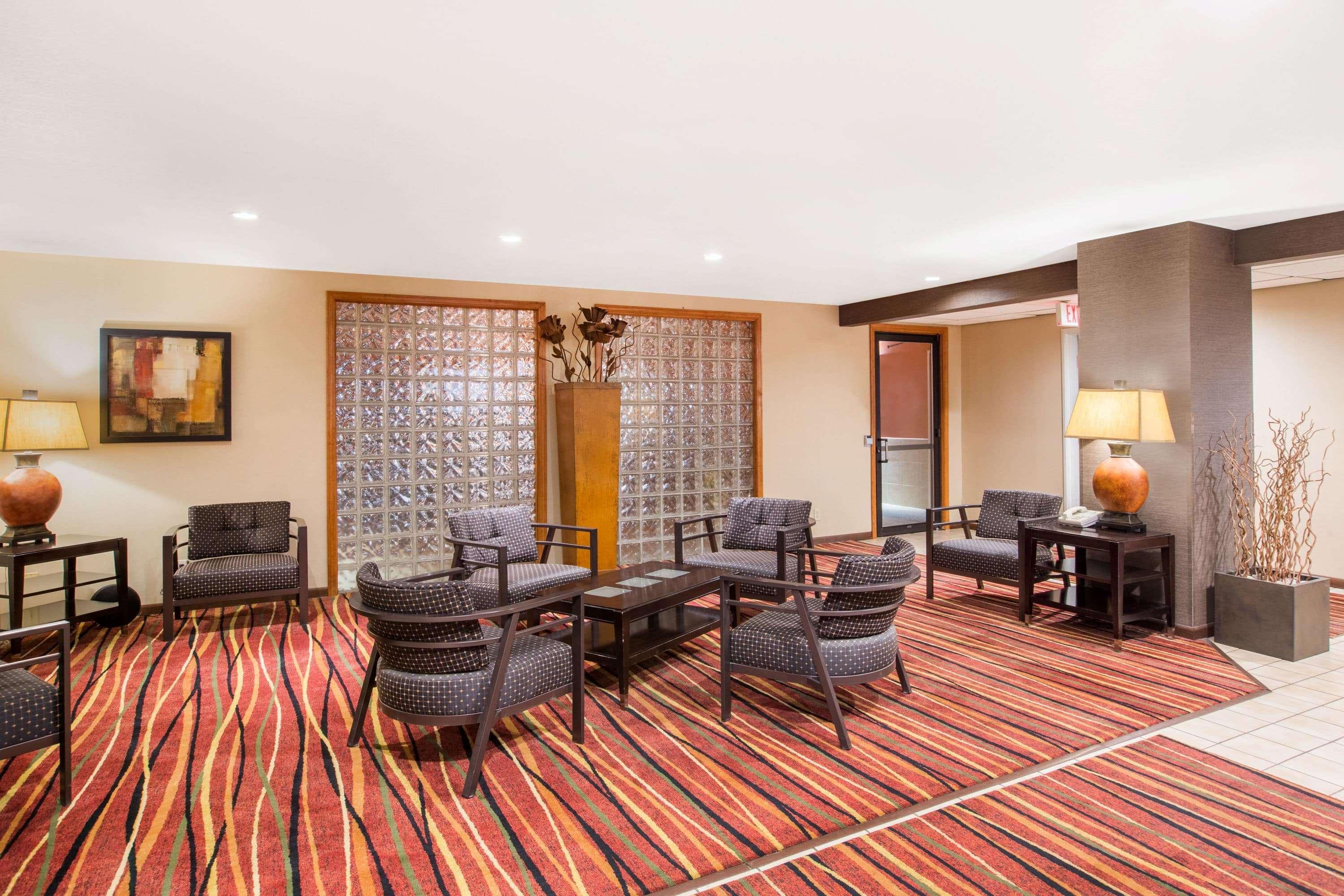 Super 8 By Wyndham Brookings Hotel Ngoại thất bức ảnh