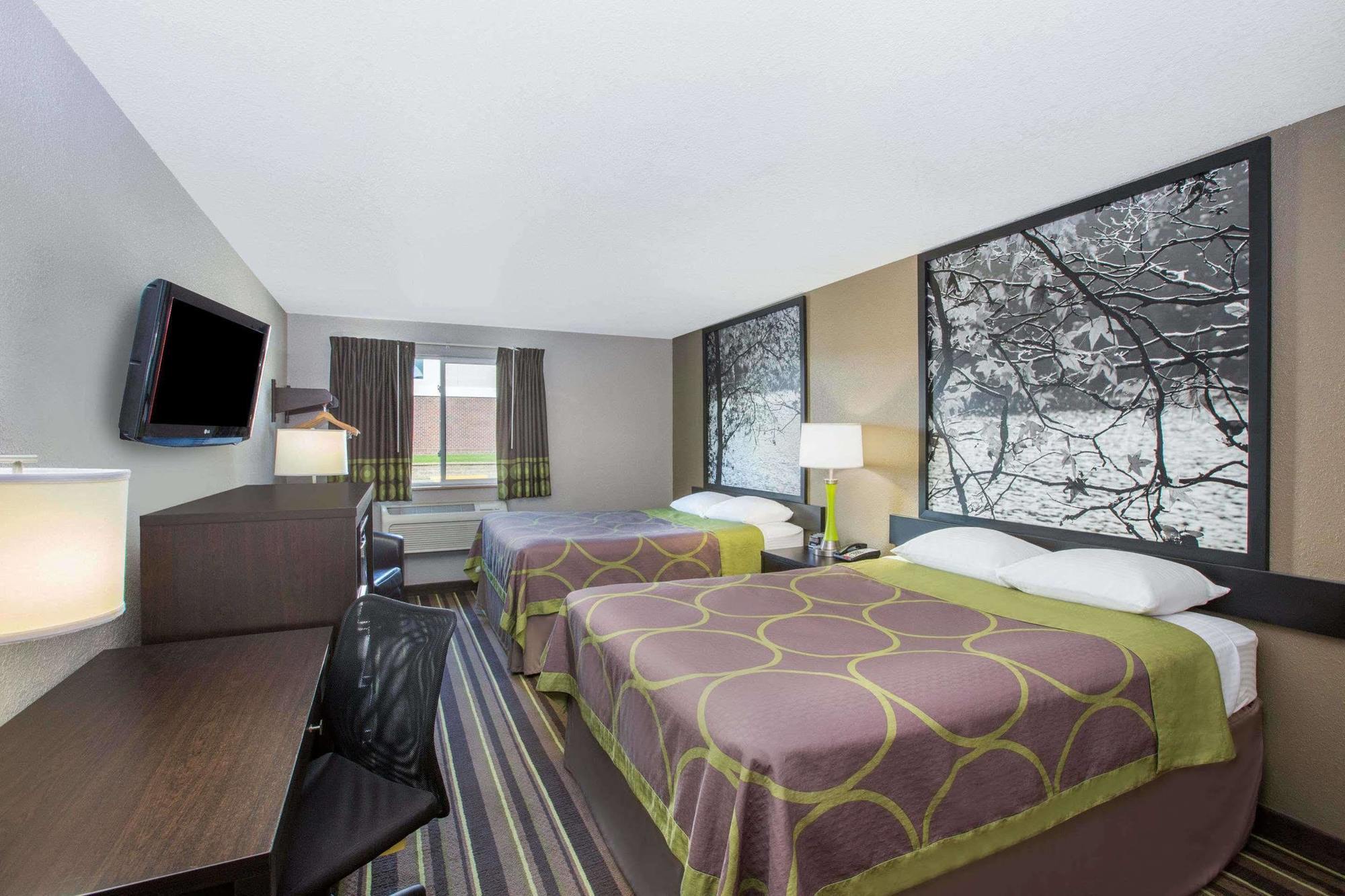 Super 8 By Wyndham Brookings Hotel Ngoại thất bức ảnh